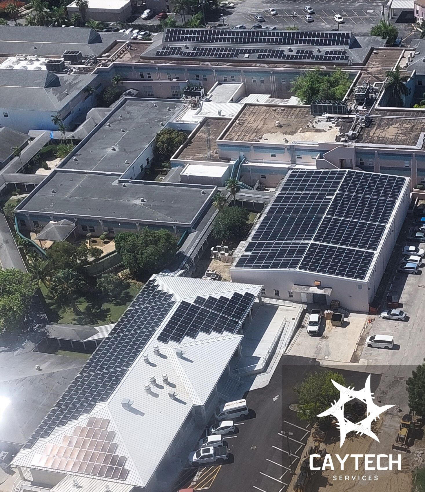 CARBONOZ founder Felix Zuckschwerdt charging an electric vehicle